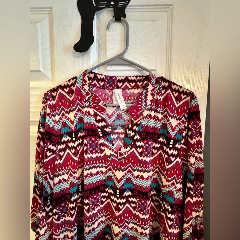 Honeyme Multicolor Patterned Top - Picture 2 of 5